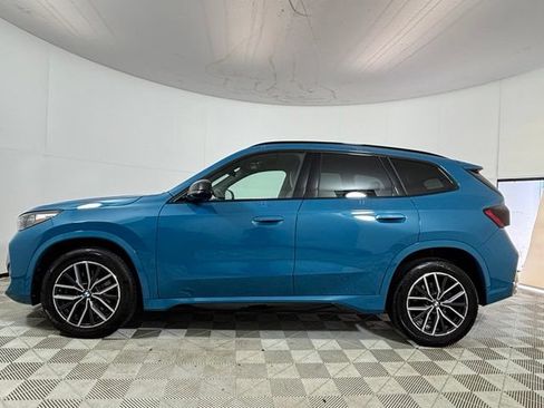 Used 2023 BMW X1 xDrive28i w/ M Sport Package AWD/4WD image 4