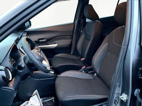 Used 2019 Nissan Kicks SV w/ Exterior Package image 15