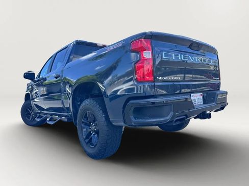 Used 2019 Chevrolet Silverado 1500 Custom Trail Boss w/ Custom Convenience Package AWD/4WD image 17