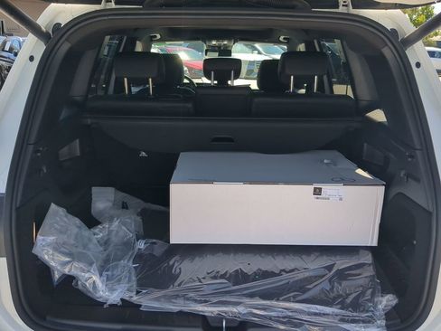 New 2024 Mercedes-Benz GLB 250 image 25