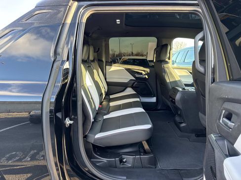 Certified 2025 Chevrolet Silverado EV RST image 15