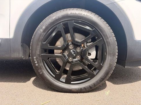 Used 2023 Kia Telluride EX X-Line AWD/4WD image 9