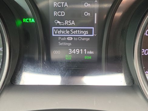 Used 2024 Toyota Camry SE w/ Convenience Package FWD image 25