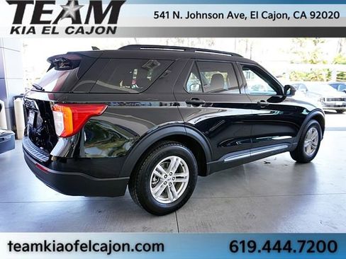 Used 2023 Ford Explorer XLT RWD image 8