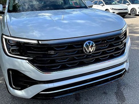 New 2026 Volkswagen Atlas SEL Premium R-Line AWD/4WD image 11