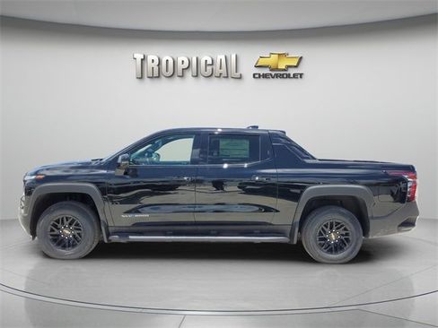 New 2025 Chevrolet Silverado EV LT image 2