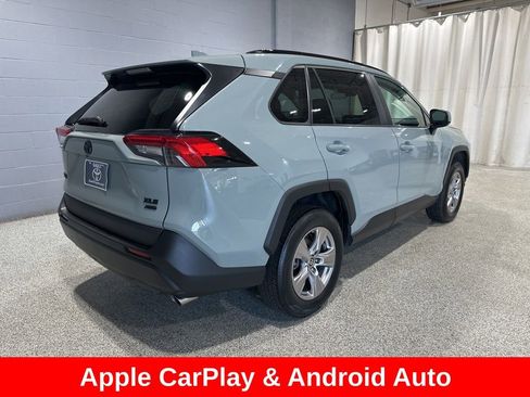 Used 2022 Toyota RAV4 XLE w/ Convenience Package AWD/4WD image 3