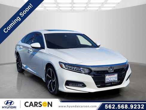 Used 2018 Honda Accord EX image 1