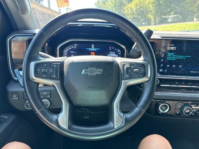 Used 2024 Chevrolet Silverado 1500 RST w/ Z71 Off-Road Package AWD/4WD image 22