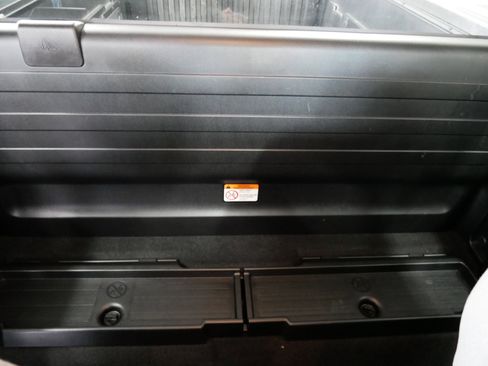 Certified 2022 Toyota Tacoma SR image 14