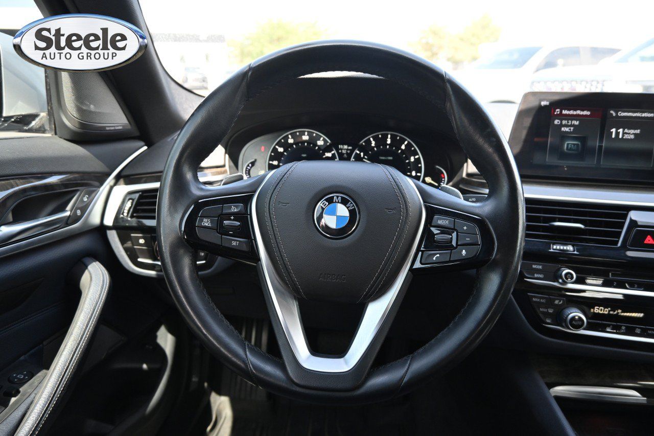 Used 2017 BMW 540i RWD image 10