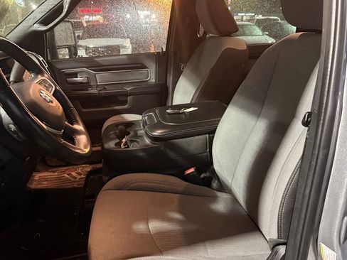 Used 2023 RAM 2500 Big Horn w/ Level 1 Equipment Group image 9