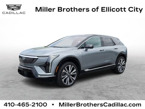 Used 2025 Cadillac Optiq Luxury 2 AWD/4WD image 1