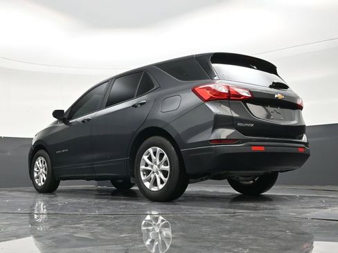 Used 2021 Chevrolet Equinox LS FWD image 22