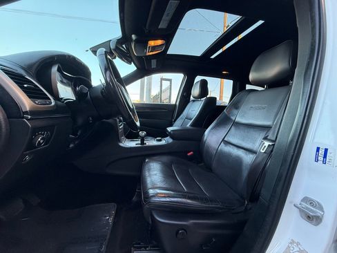 Used 2014 Jeep Grand Cherokee Summit AWD/4WD image 12
