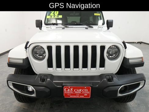 Used 2020 Jeep Wrangler Unlimited Sahara image 2