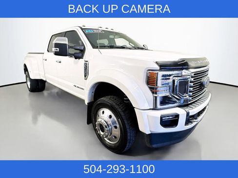 Used 2022 Ford F450 Platinum w/ FX4 Off-Road Package image 3