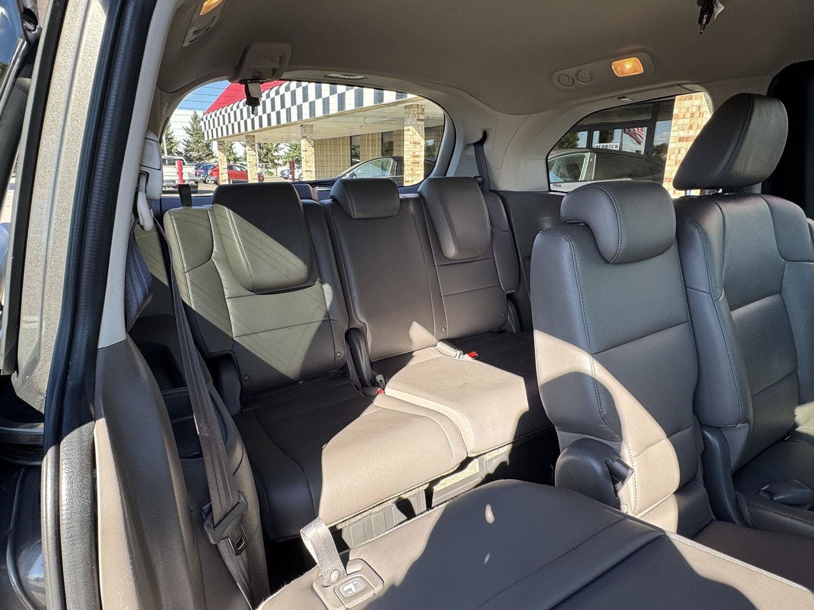 Used 2015 Honda Odyssey EX-L image 29