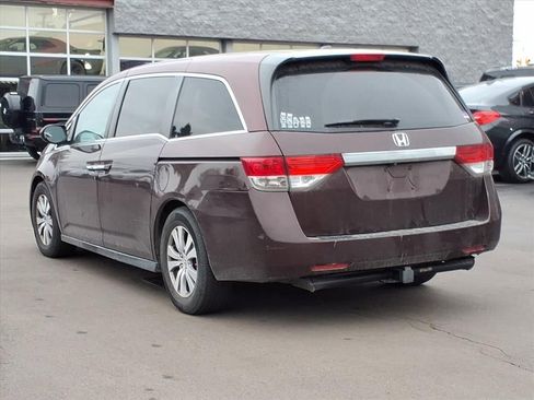 Used 2016 Honda Odyssey SE image 3
