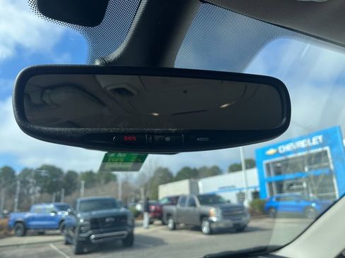 Used 2019 Chrysler Pacifica Limited w/ Tire & Wheel Group image 33