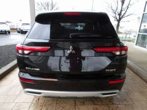 New 2025 Mitsubishi Outlander SEL image 6