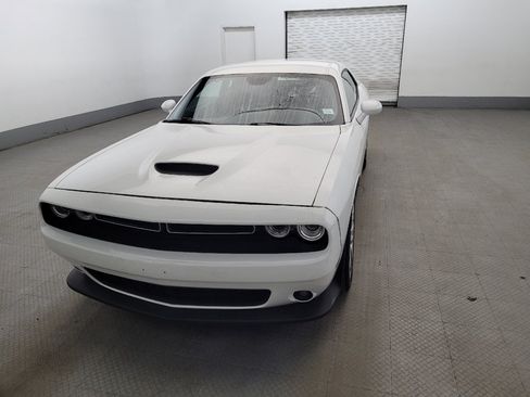 Used 2022 Dodge Challenger GT AWD/4WD image 15