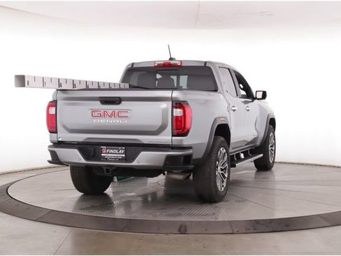 Used 2024 GMC Canyon Denali AWD/4WD image 7