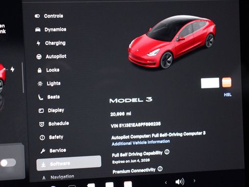 Used 2023 Tesla Model 3 Standard Range image 21