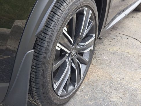 Used 2021 INFINITI QX50 Luxe w/ Appearance Package image 16