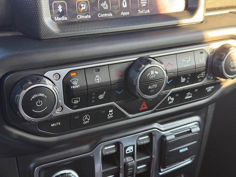 Used 2020 Jeep Gladiator Rubicon image 27