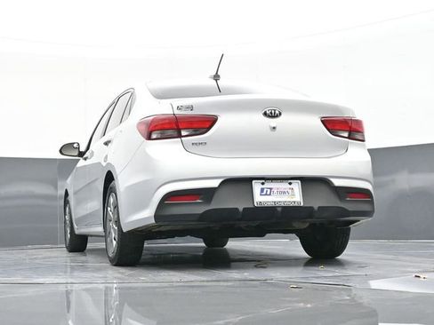 Used 2020 Kia Rio LX image 42