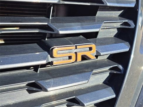 Used 2024 Nissan Altima 2.5 SR image 9