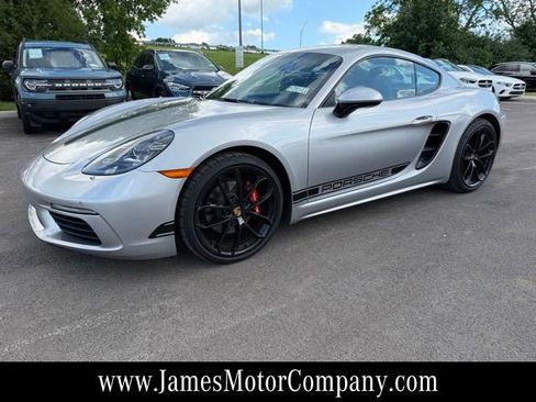 Used 2024 Porsche 718 Cayman w/ Premium Package RWD image 1