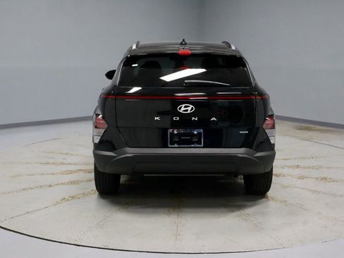 Certified 2025 Hyundai Kona SEL AWD/4WD image 13