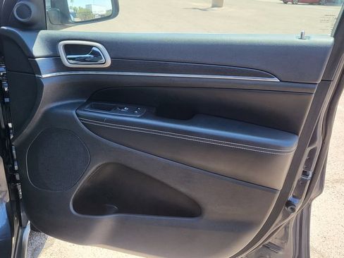 Used 2014 Jeep Grand Cherokee Limited RWD image 20