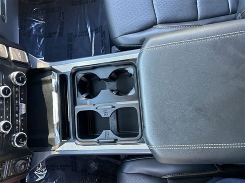 Used 2025 Ford F250 Lariat w/ Lariat Ultimate Package image 16