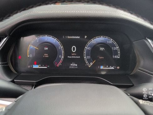 Certified 2025 Jeep Grand Cherokee L Limited w/ Luxury Tech Group II AWD/4WD image 11