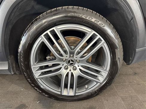 Used 2025 Mercedes-Benz GLS 450 4MATIC image 25