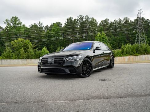 Used 2021 Mercedes-Benz S 580 4MATIC Sedan image 1