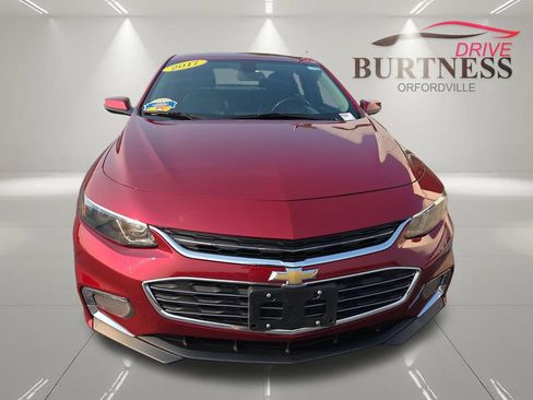 Certified 2017 Chevrolet Malibu LT w/ Leather Package FWD image 3