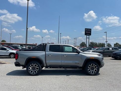 New 2025 GMC Canyon AT4 w/ Nightfall Edition image 8
