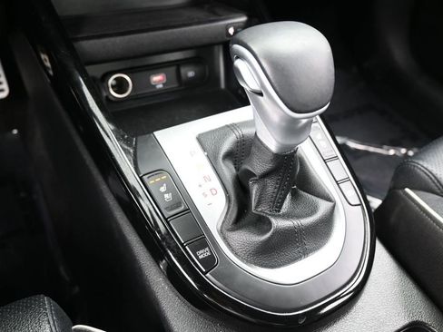 Used 2023 Kia Forte GT-Line w/ GT-Line Premium Package FWD image 23
