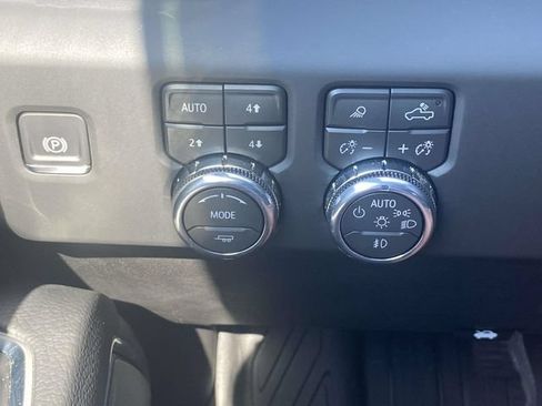 Used 2026 GMC Sierra 2500 Denali w/ Denali Reserve Package AWD/4WD image 29