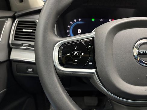 Certified 2023 Volvo XC90 B5 Core w/ Climate Package image 28