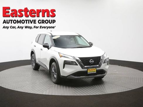 Used 2023 Nissan Rogue S AWD/4WD image 50
