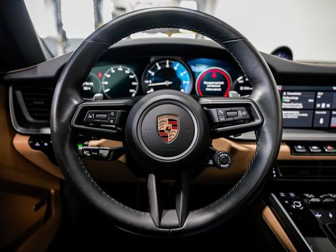 Used 2020 Porsche 911 Carrera 4S AWD/4WD image 11