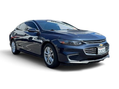 Used 2017 Chevrolet Malibu LT FWD image 11