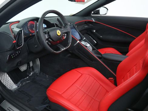 Certified 2025 Ferrari Roma Spider image 2