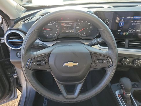 Certified 2024 Chevrolet Trax LS w/ LS Convenience Package image 18