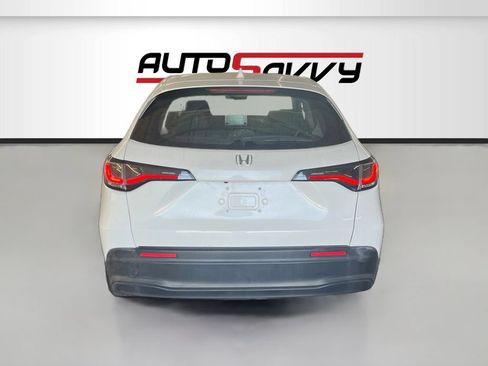 Used 2025 Honda HR-V LX image 6